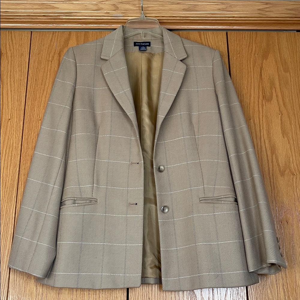 Ann Taylor Tan Plaid Blazer | Classic Tailored Jacket